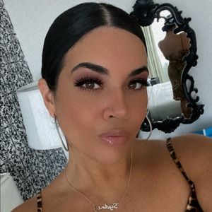 Meet your Posher, Sydney